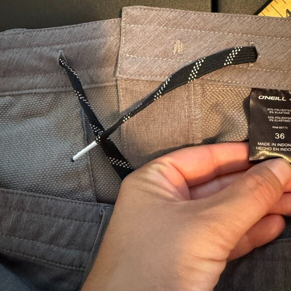 O'Neill Men's Gray Hybrid Outdoor Shorts Cargo Shorts, 10" Inseam, Size 36 - Picture 5 of 7